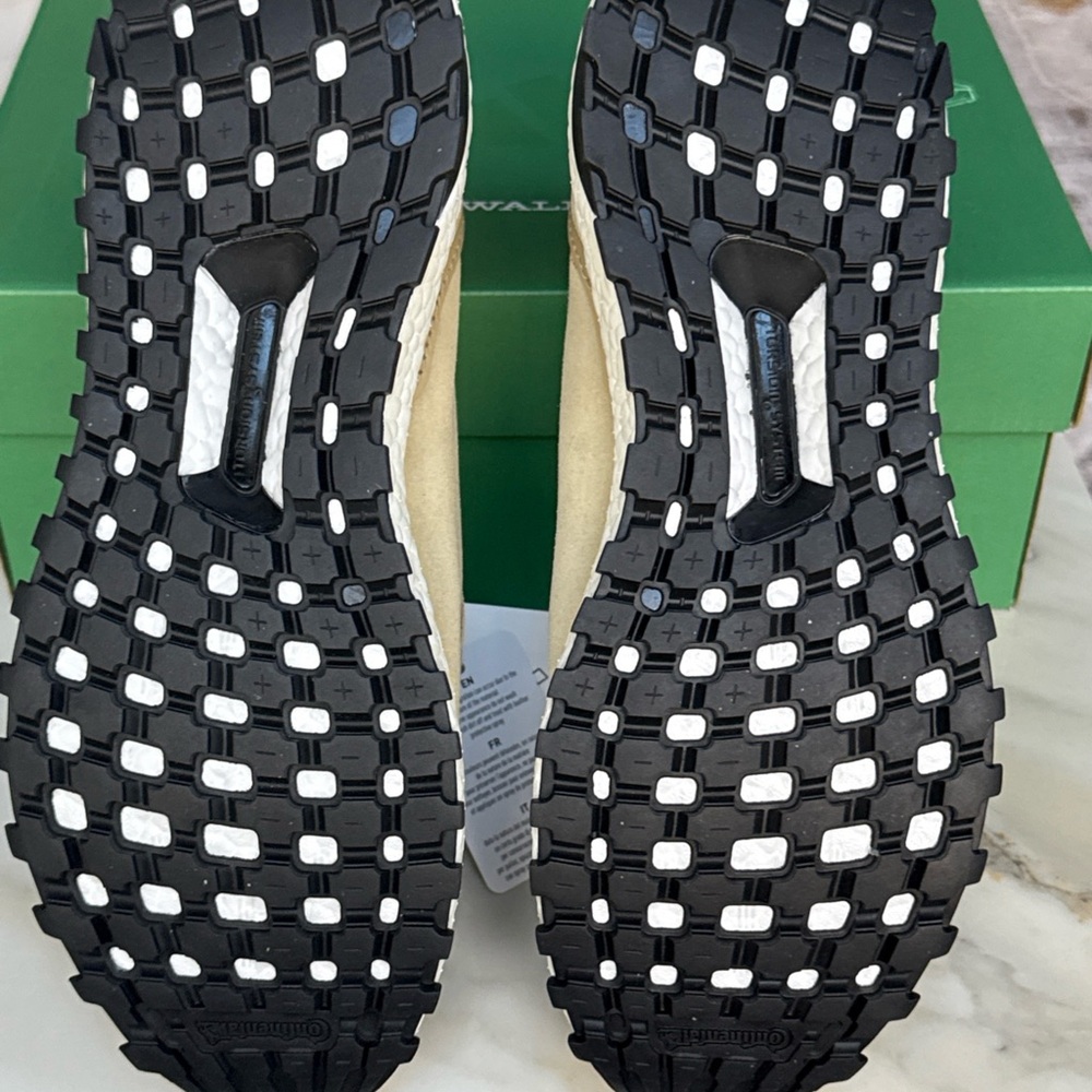 Clark’s x Ronnie Fieg Wallabee Ultraboost - Picture 10 of 14